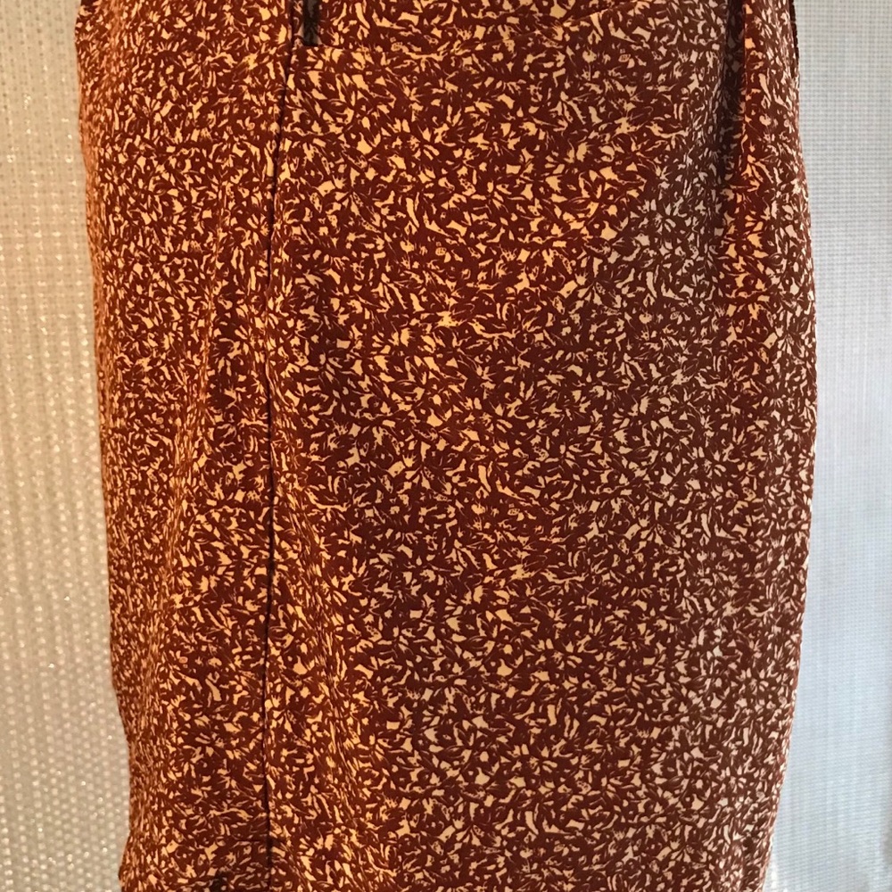 Mini Skirt with front pockets